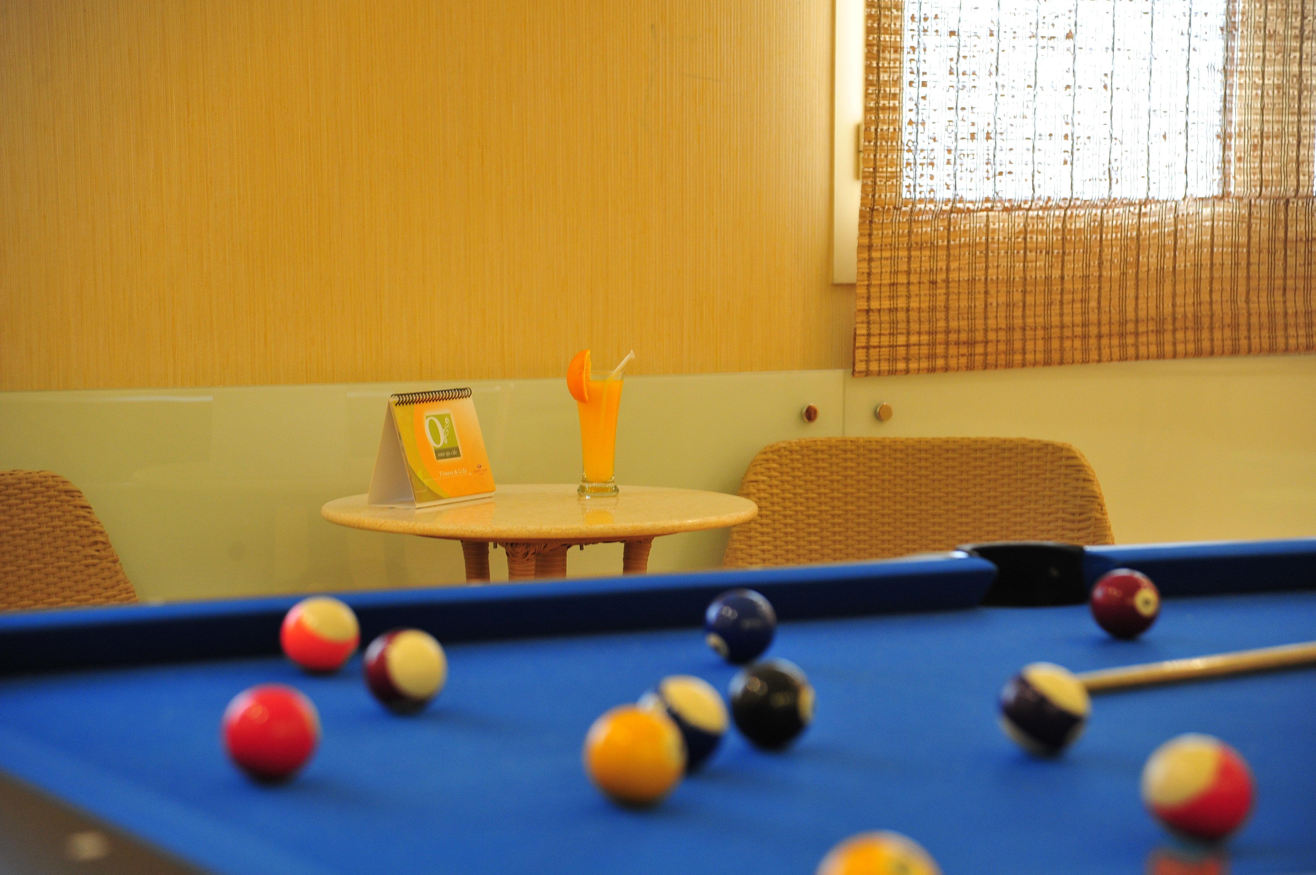 מלון Crowne Plaza Al Khobar By Ihg מראה חיצוני תמונה Pool table
