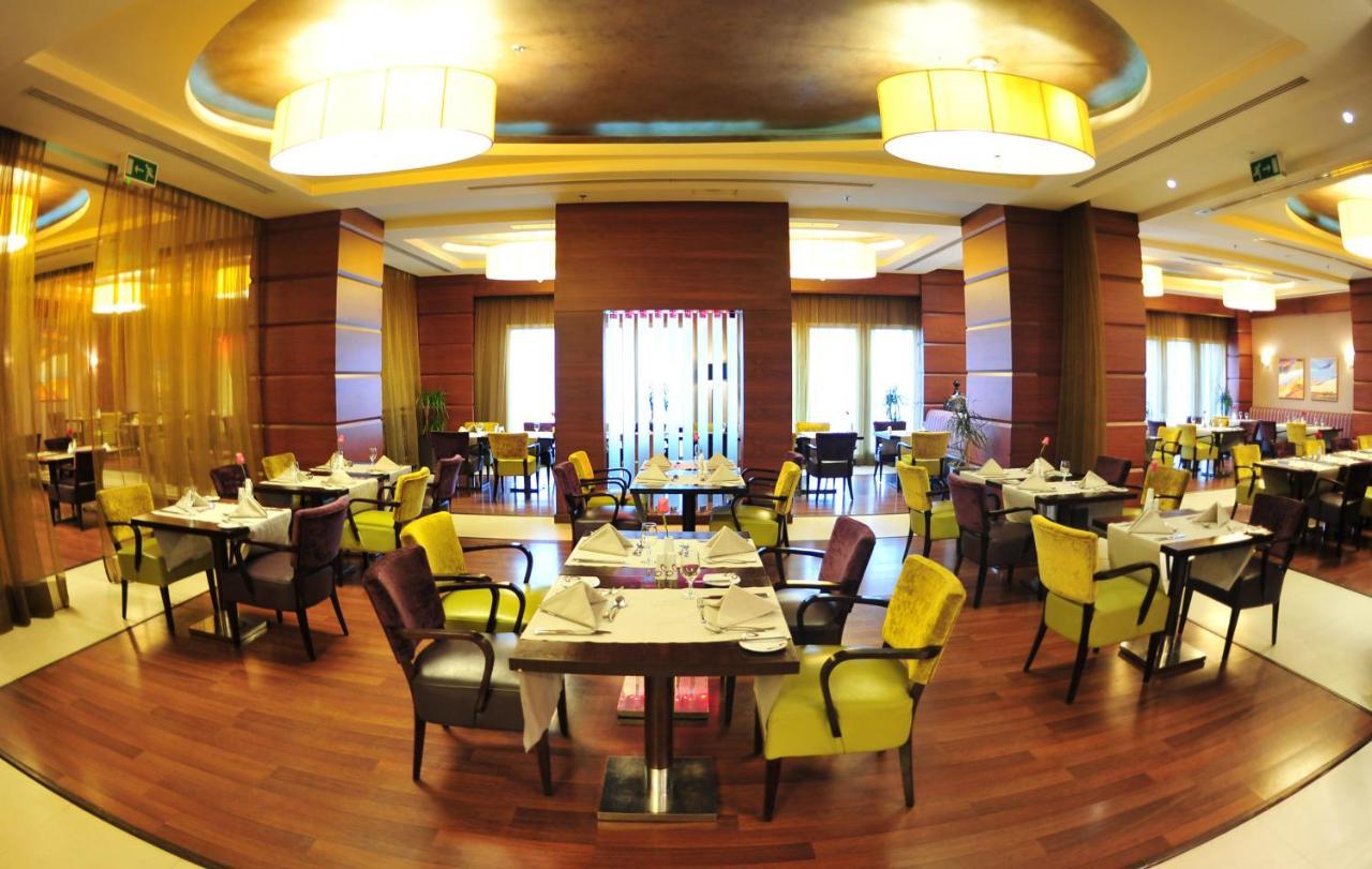 מלון Crowne Plaza Al Khobar By Ihg מראה חיצוני תמונה The restaurant