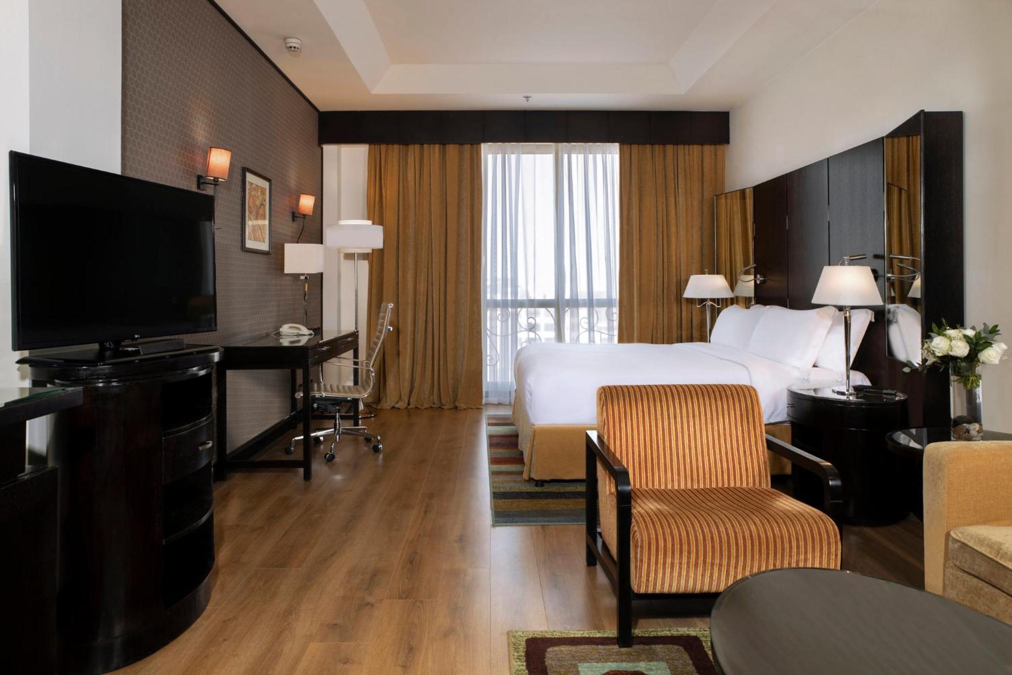 מלון Crowne Plaza Al Khobar By Ihg מראה חיצוני תמונה A room at the hotel